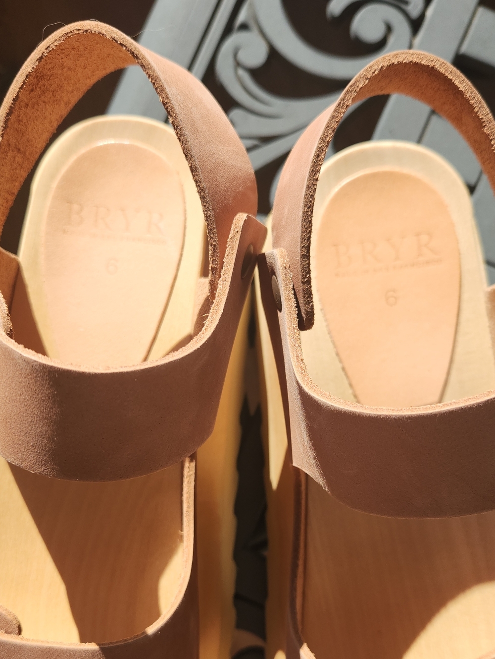EUC Bryr Clay Sienna? Chonk Gigi Sandal SZ 6 - Picture 2 of 5